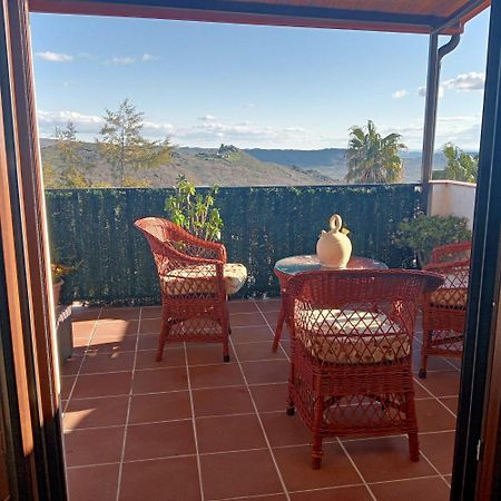 Villamiel Restaurante & Hotel Rural El Mirador De Trevejo,Ideal Para Parejas מראה חיצוני תמונה